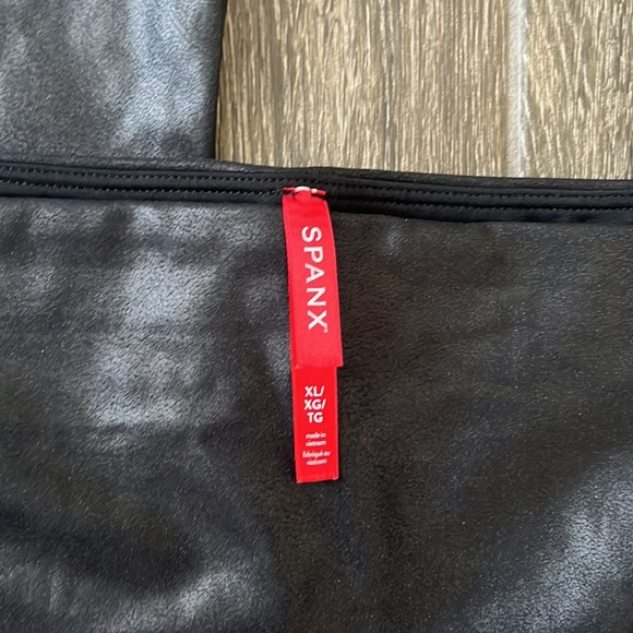 Spanx Faux Leather Leggings XL Black - Picture 4 of 4